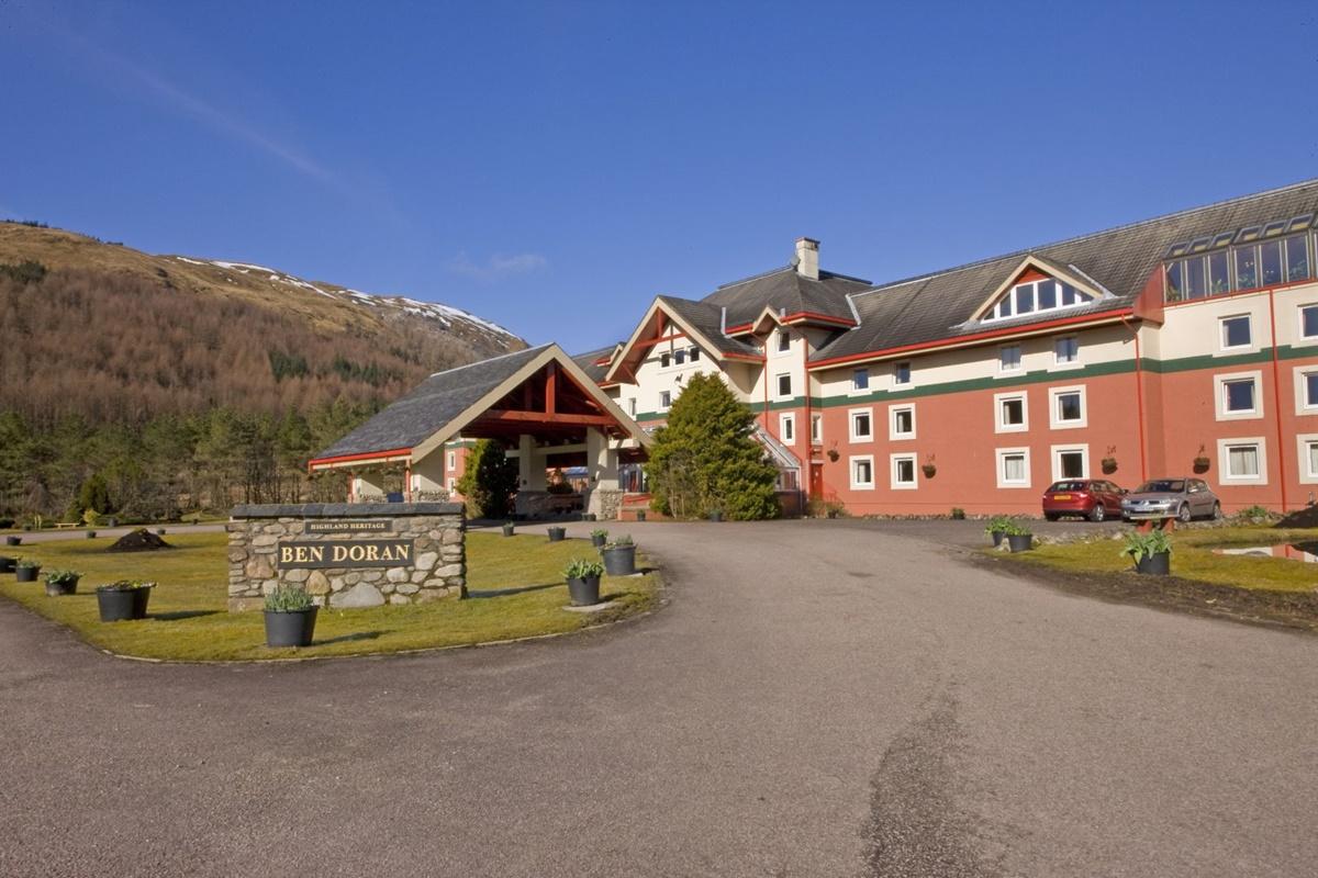 Muthu Ben Doran Hotel Тиндрум Екстериор снимка